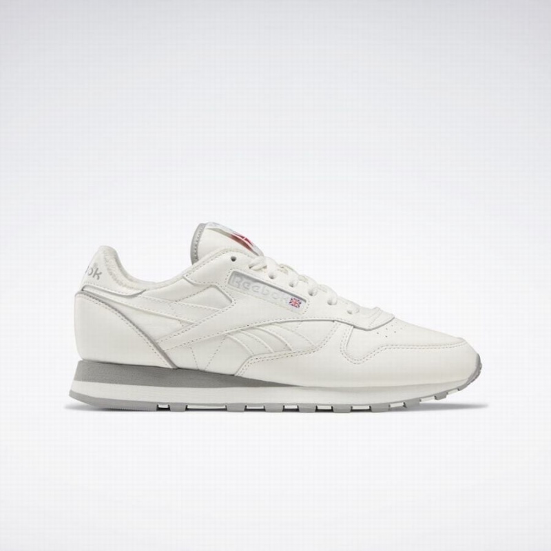 Reebok Classic Leather 1983 Vintage Women\'s Shoes White Red | RVZ295VS